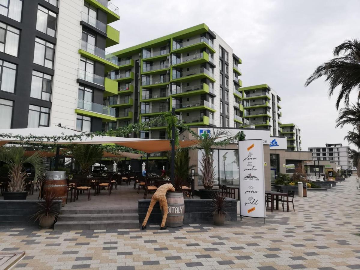 Luxury Kln By Alezzi Mamaia Nord Apartman Năvodari Kültér fotó