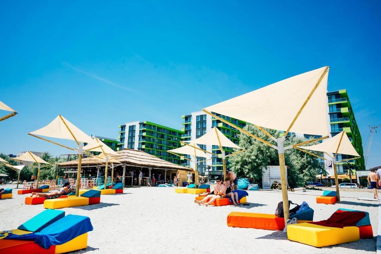 Luxury Kln By Alezzi Mamaia Nord Apartman Năvodari Kültér fotó