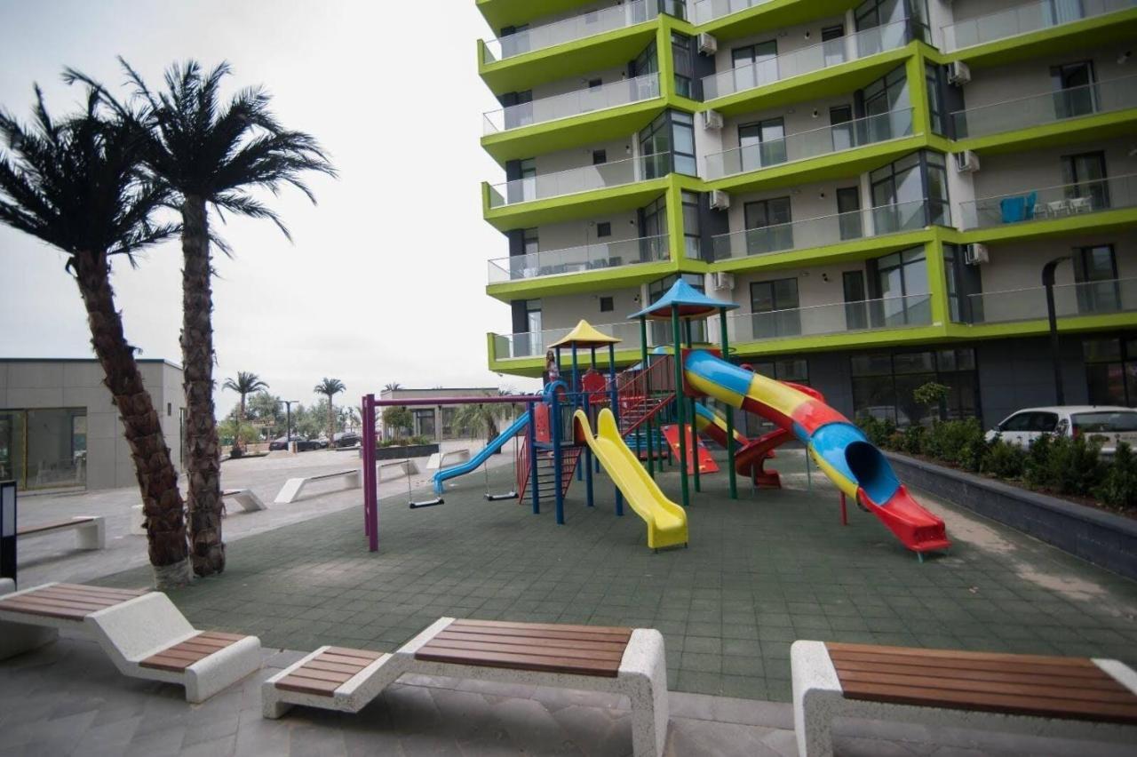 Luxury Kln By Alezzi Mamaia Nord Apartman Năvodari Kültér fotó