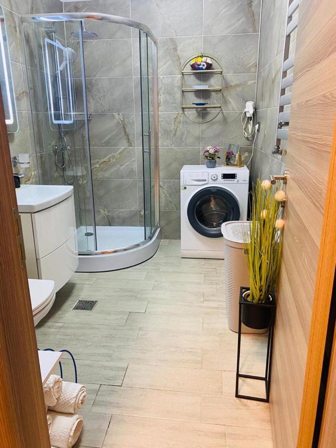 Luxury Kln By Alezzi Mamaia Nord Apartman Năvodari Kültér fotó