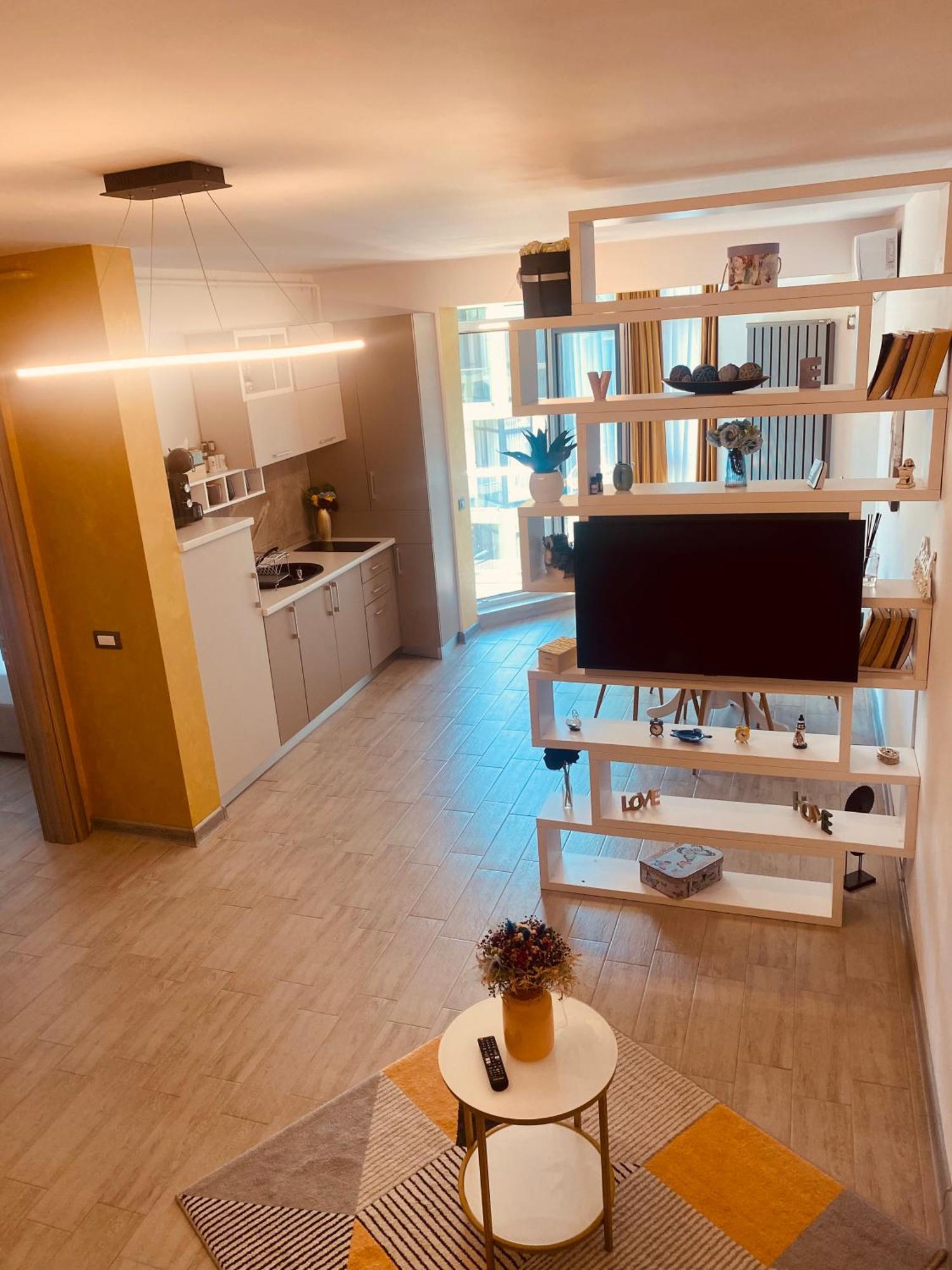 Luxury Kln By Alezzi Mamaia Nord Apartman Năvodari Kültér fotó