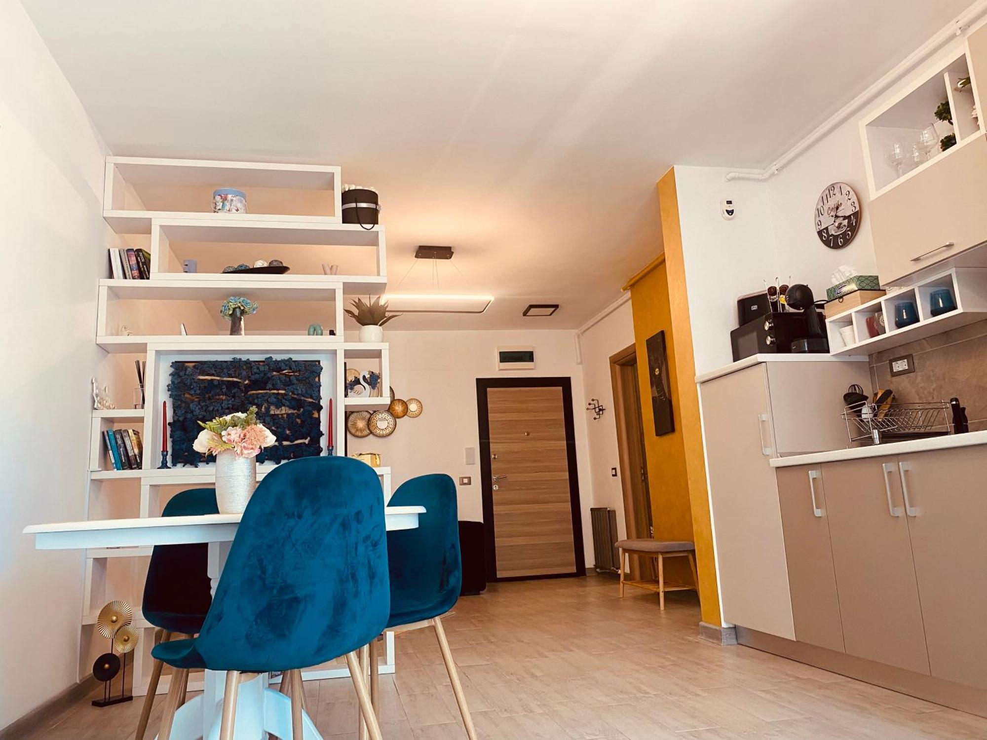 Luxury Kln By Alezzi Mamaia Nord Apartman Năvodari Kültér fotó